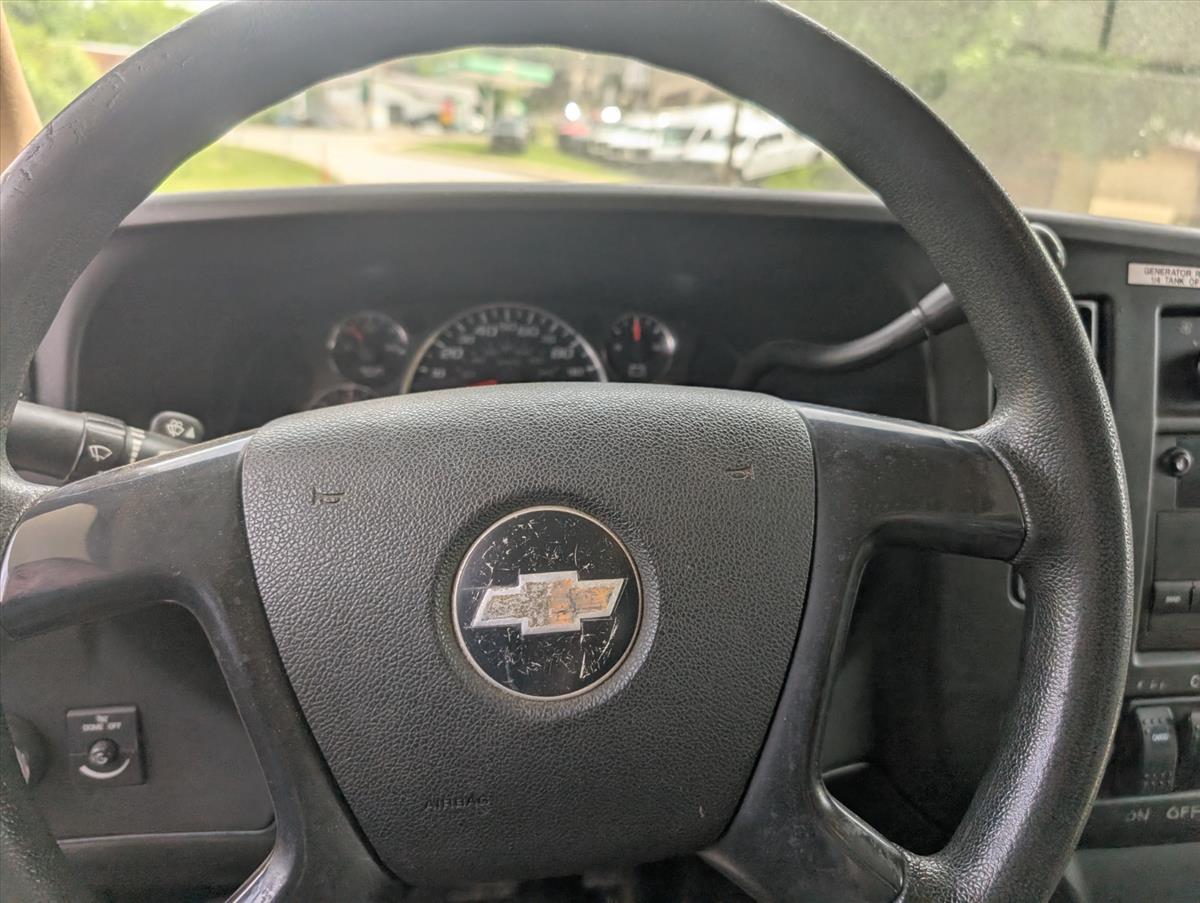 2008 Chevrolet Express Commercial Cutaway 67