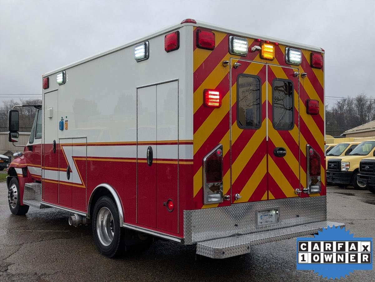 2015 International 4300 8