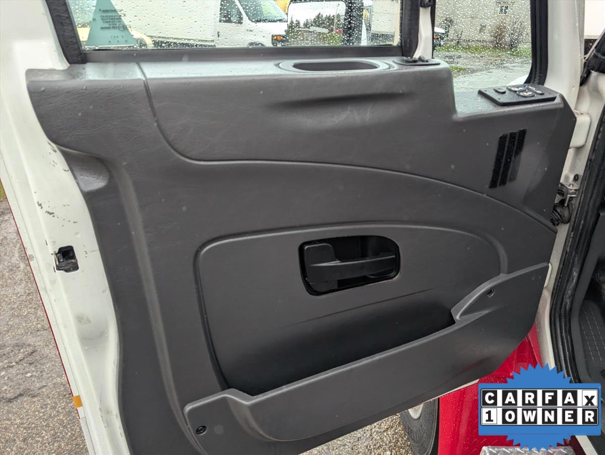 2015 International 4300 169