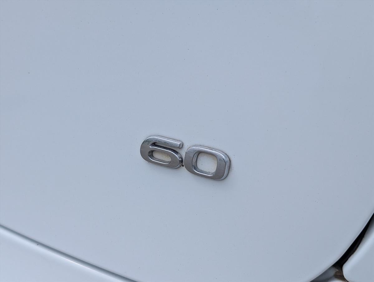 2014 Tesla Model S 25