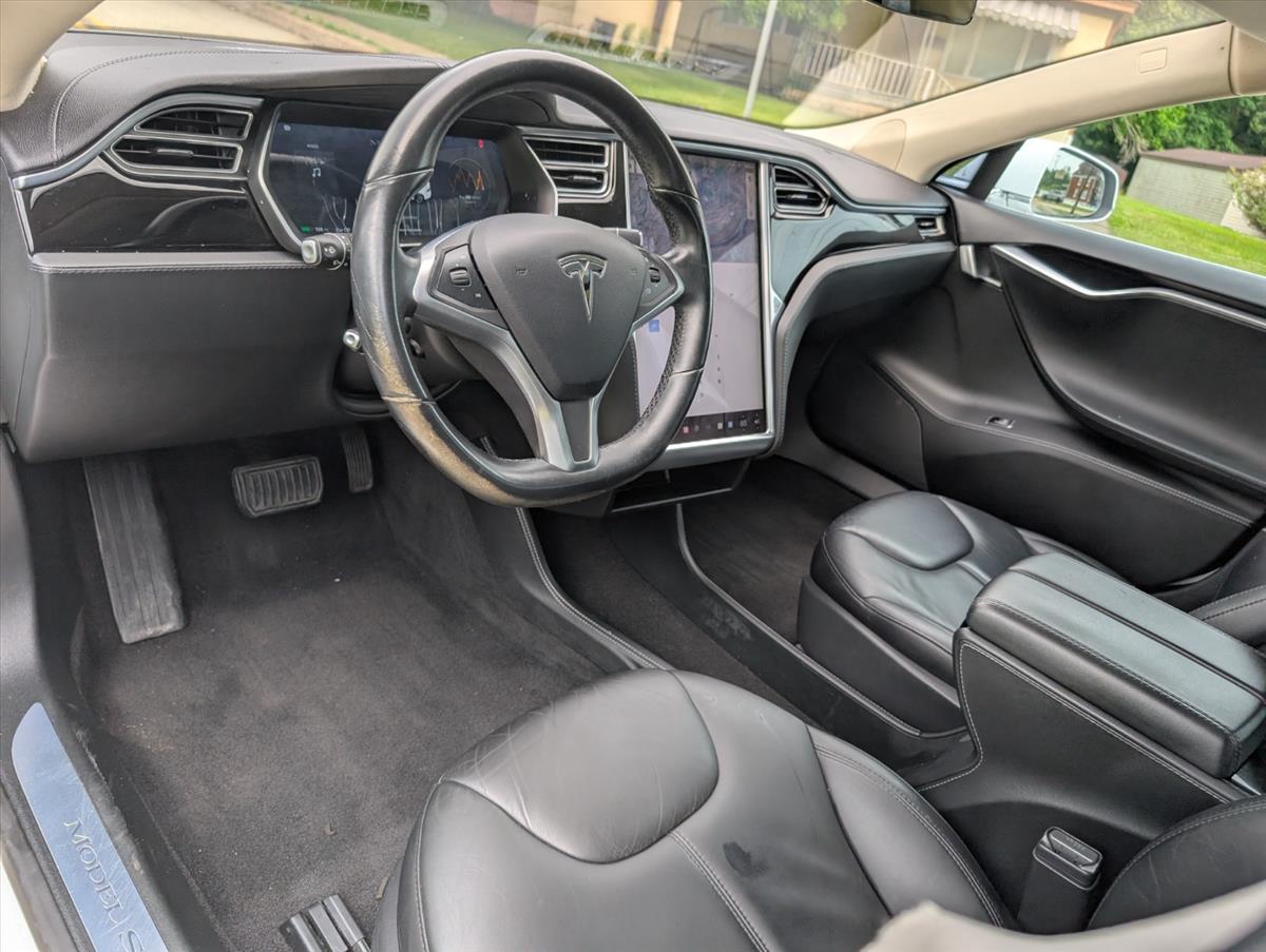 2014 Tesla Model S 40