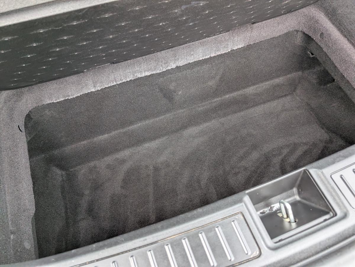 2014 Tesla Model S 53