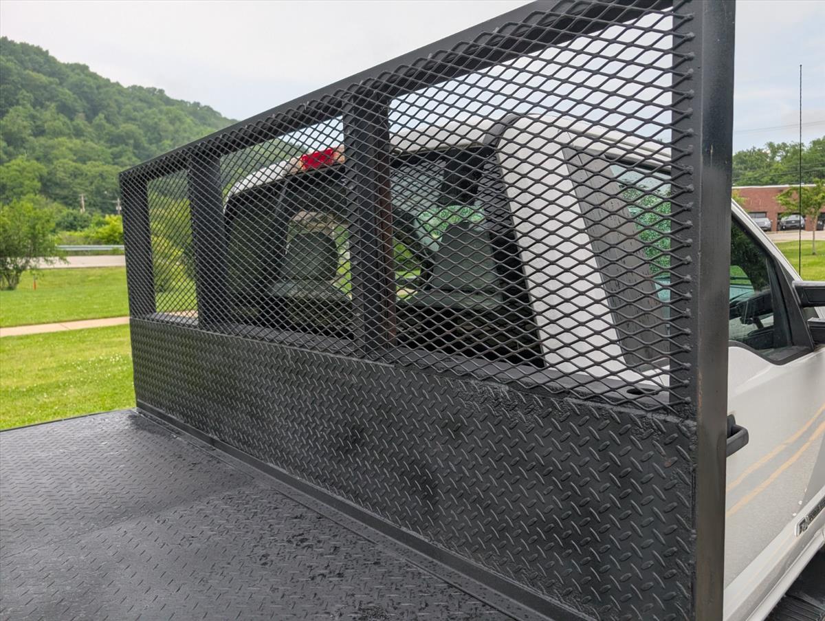 2017 Ford Super Duty F-550 DRW 36