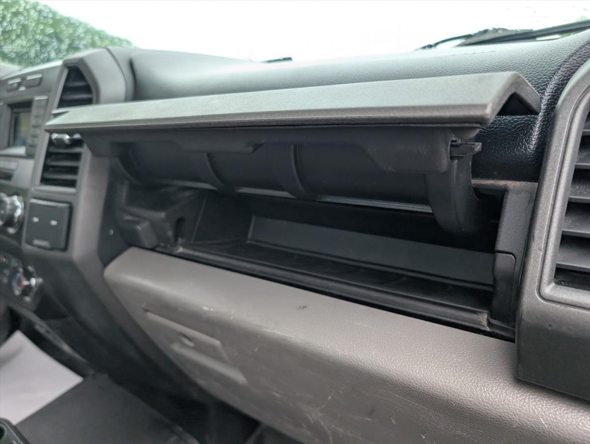 2017 Ford Super Duty F-550 DRW 35