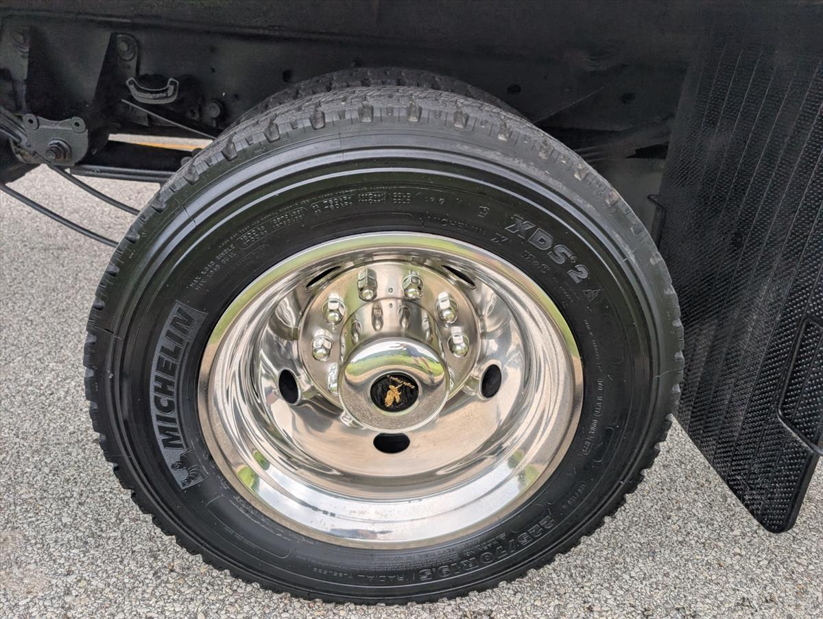 2017 Ford Super Duty F-550 DRW 50