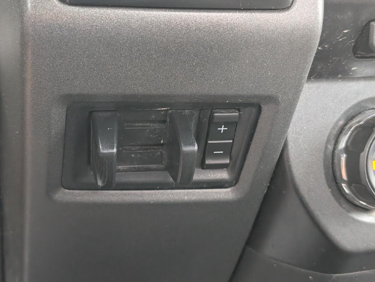 2017 Ford Super Duty F-550 DRW 69
