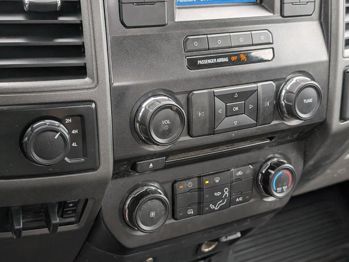 2017 Ford Super Duty F-550 DRW 67