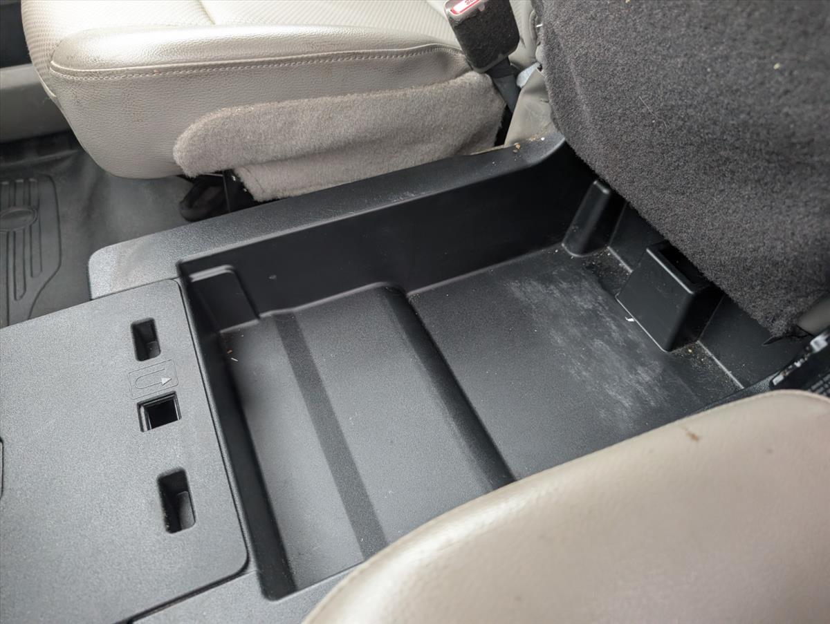 2017 Ford Super Duty F-550 DRW 61