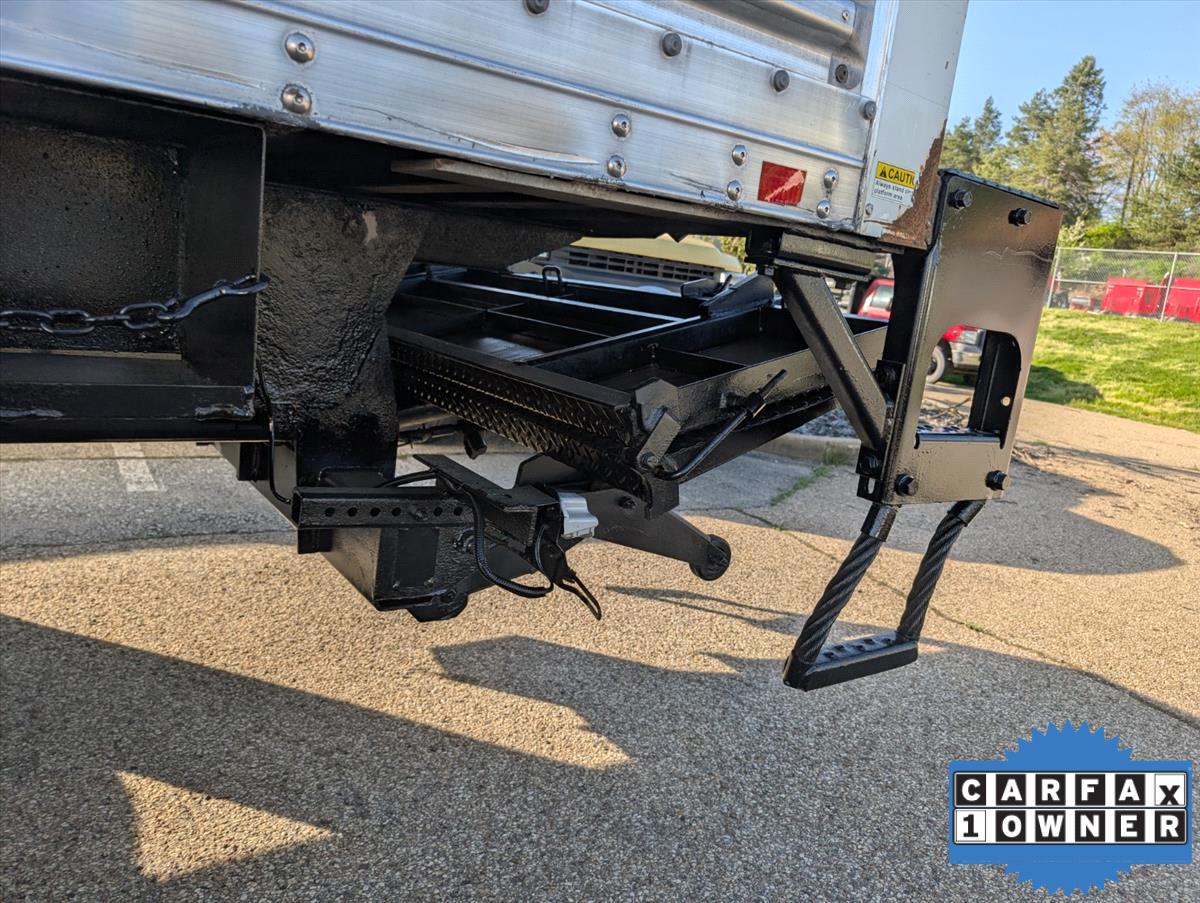 2017 Freightliner M2 106 37