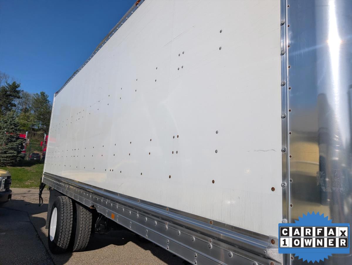 2017 Freightliner M2 106 15