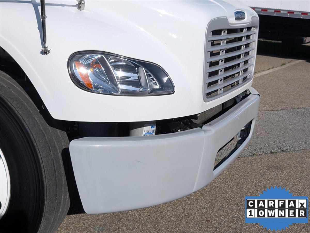 2017 Freightliner M2 106 8