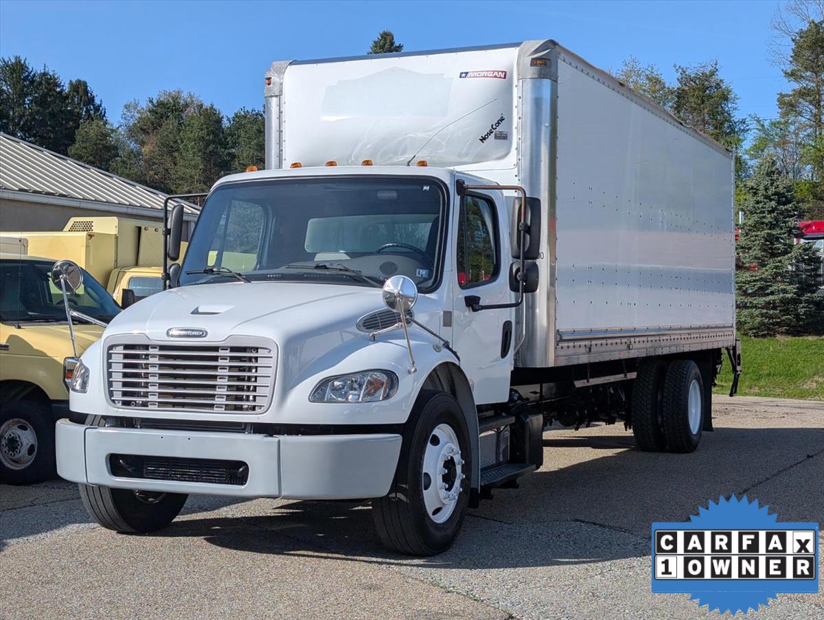 2017 Freightliner M2 106 2