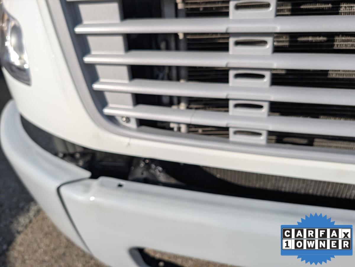 2017 Freightliner M2 106 53
