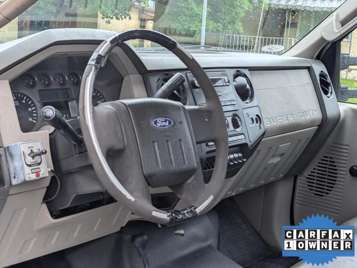 2010 Ford F-350 Super Duty 74