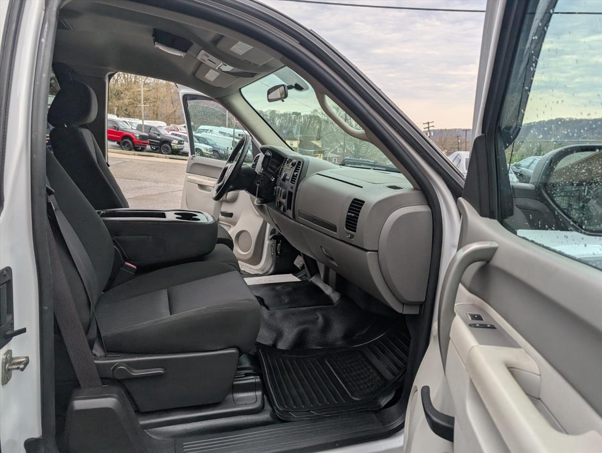 2013 GMC Sierra 2500HD 61