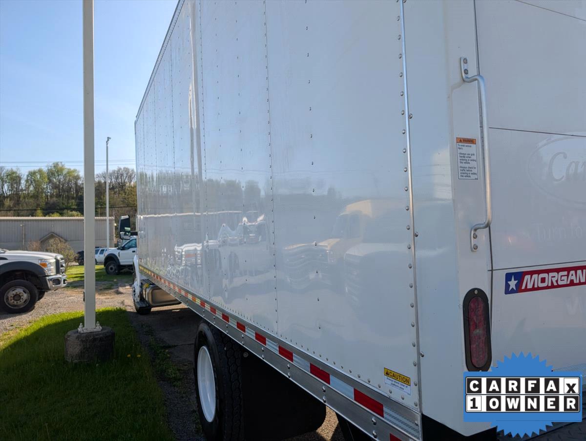 2021 Ford F-650 36