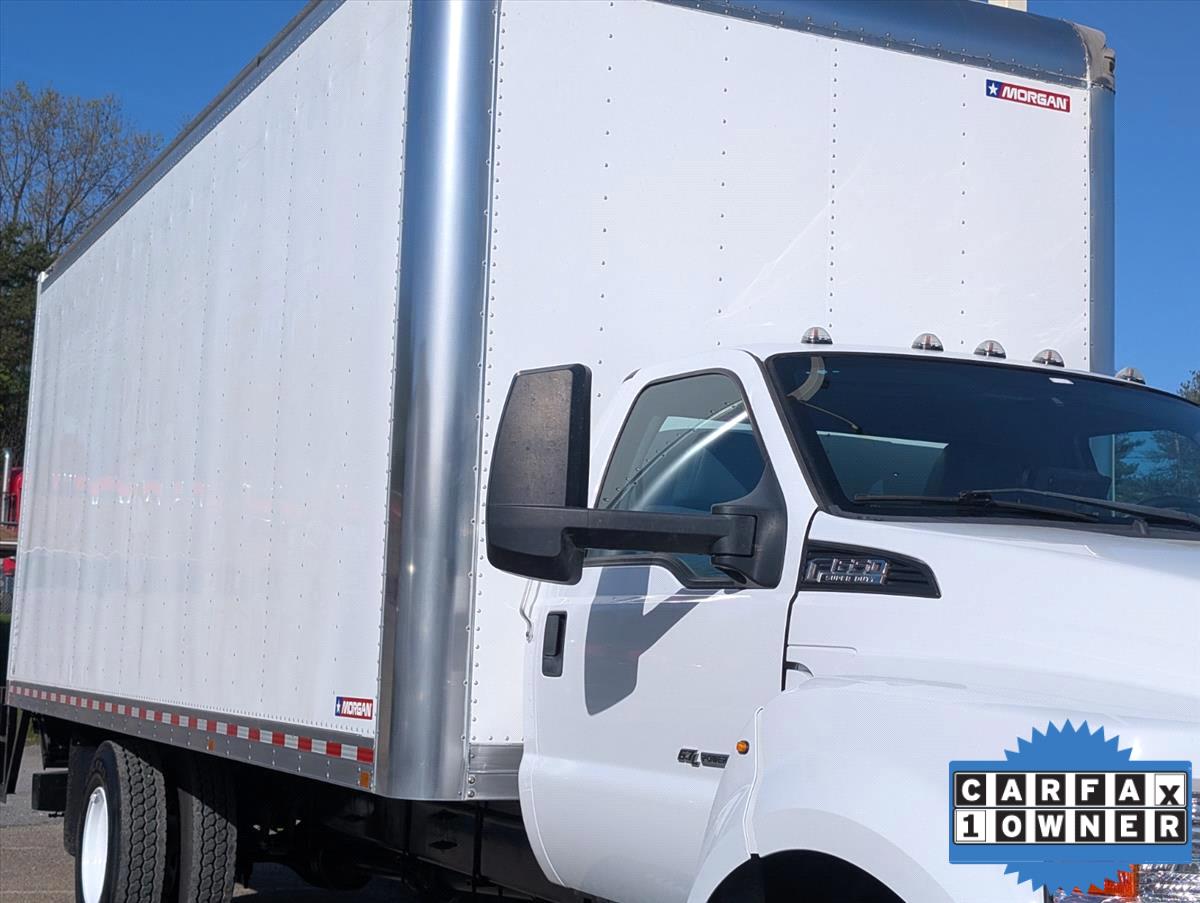 2021 Ford F-650 11