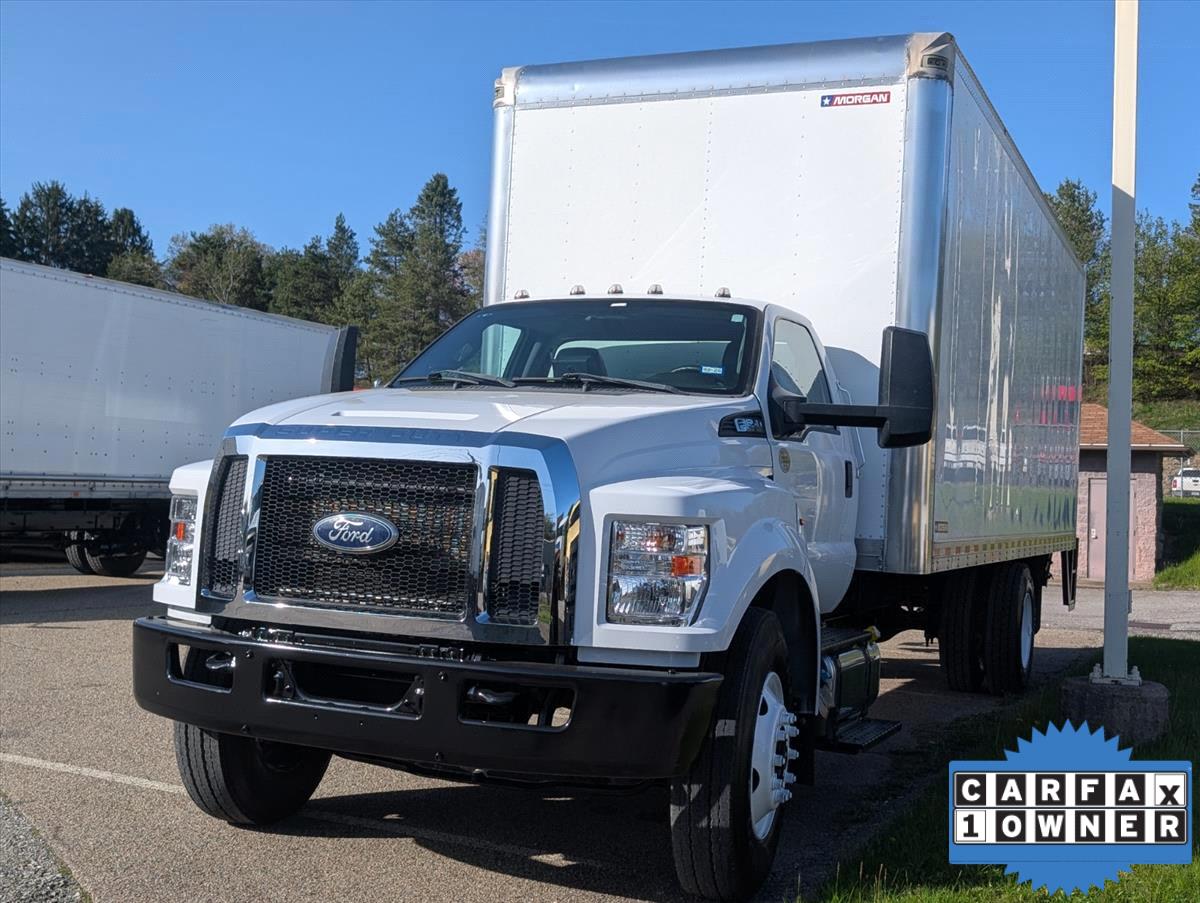 2021 Ford F-650 12
