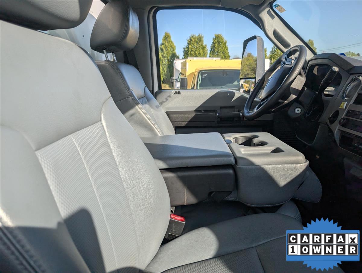 2021 Ford F-650 58