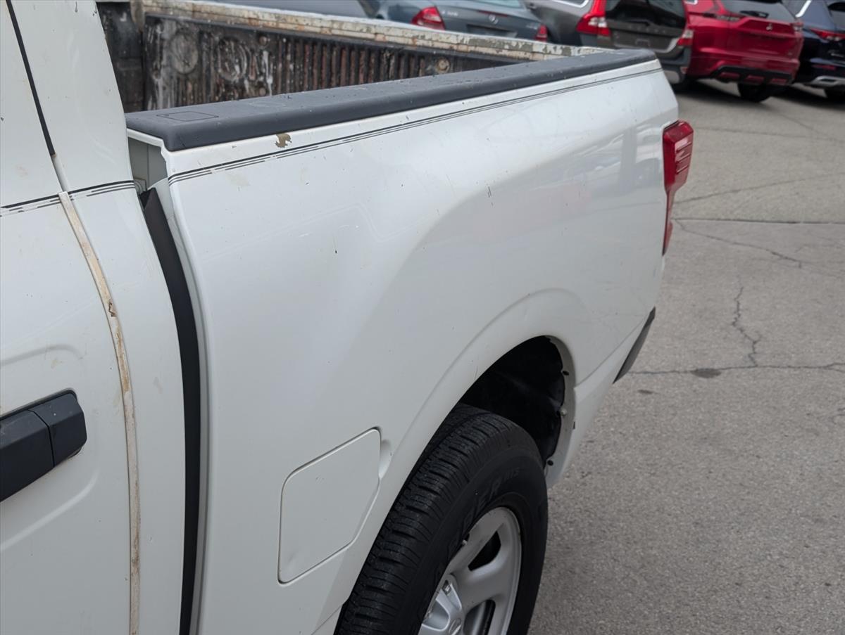 2017 Nissan Titan 15
