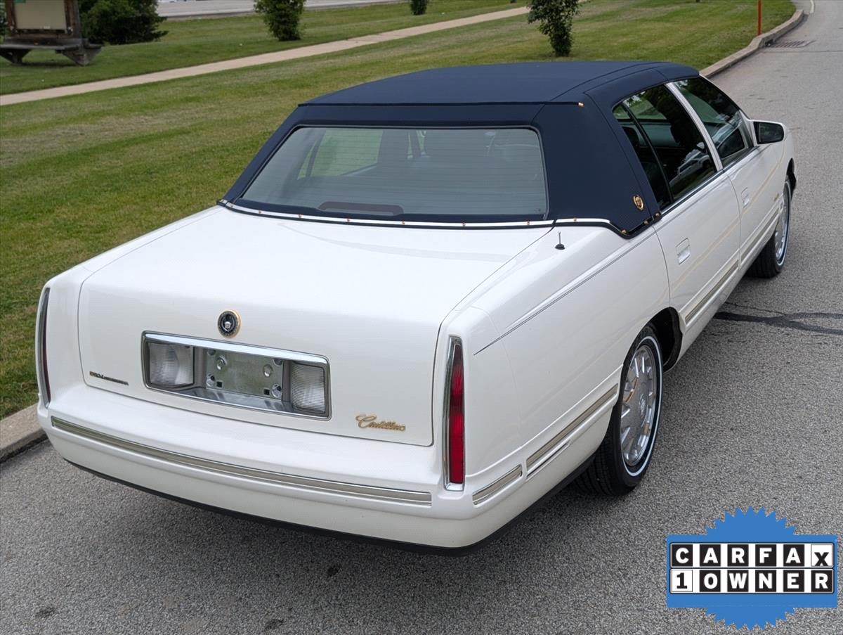 1999 Cadillac DeVille 14
