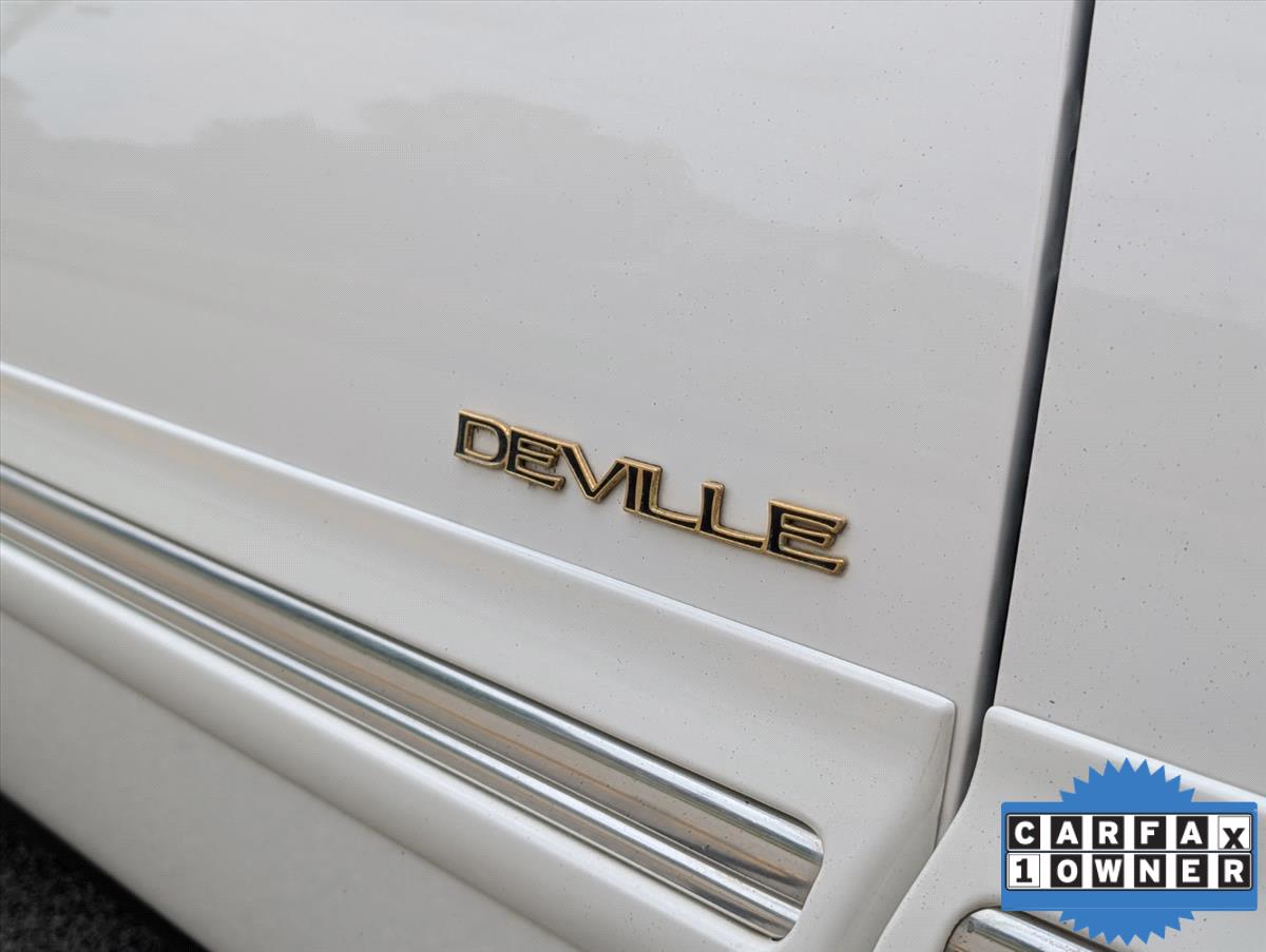 1999 Cadillac DeVille 20