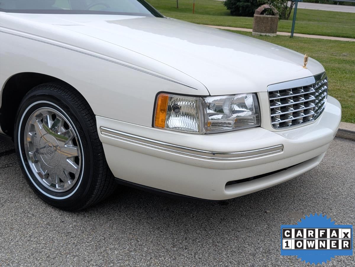 1999 Cadillac DeVille 18