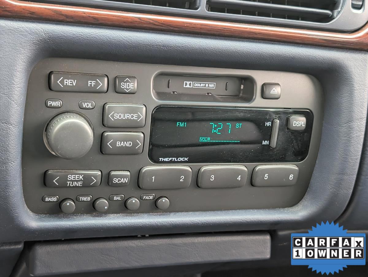 1999 Cadillac DeVille 54