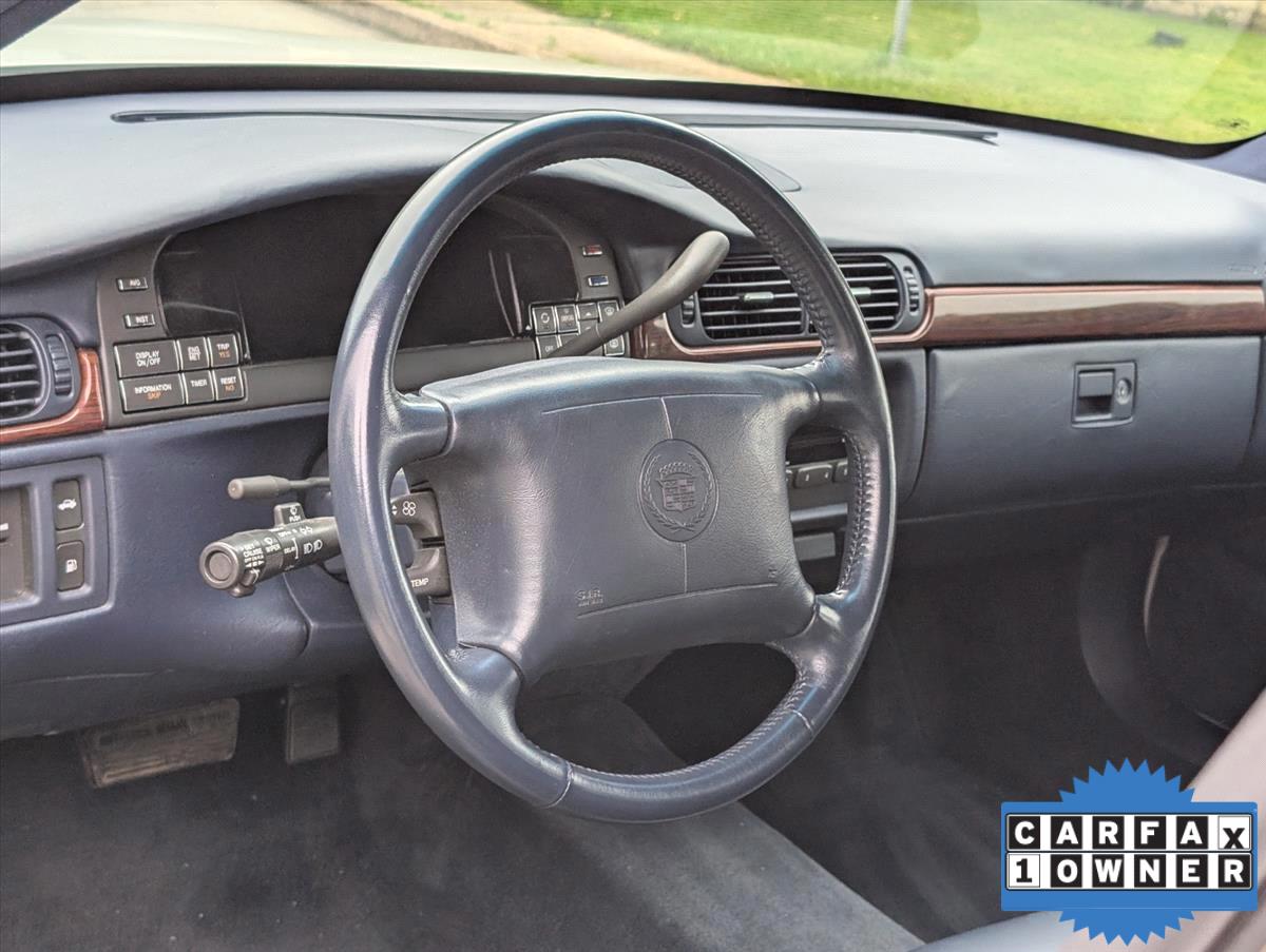 1999 Cadillac DeVille 46