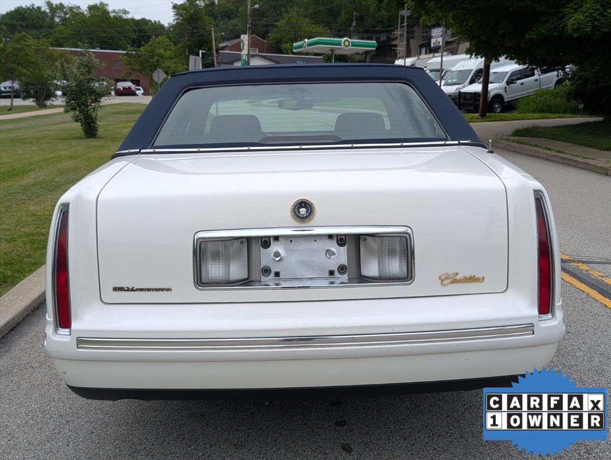 1999 Cadillac DeVille 8