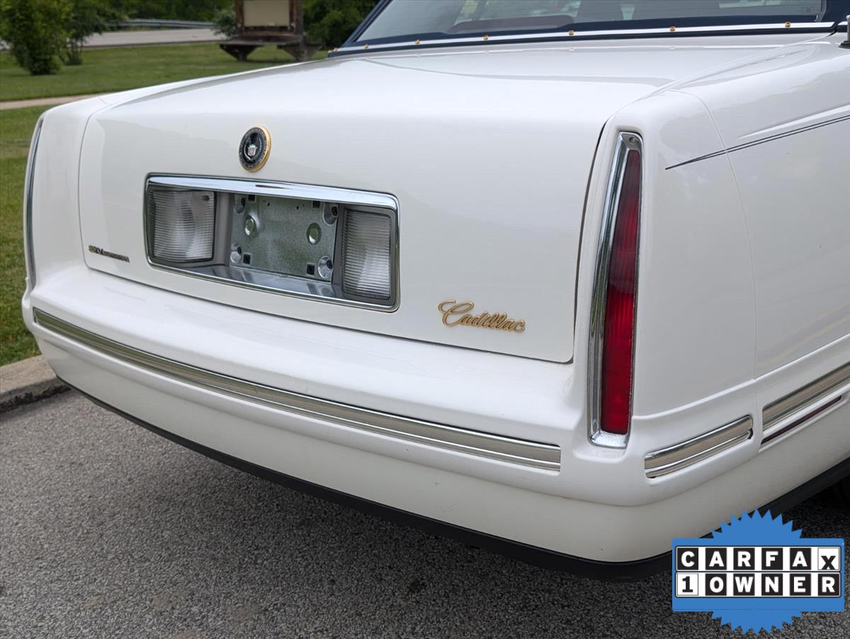 1999 Cadillac DeVille 27