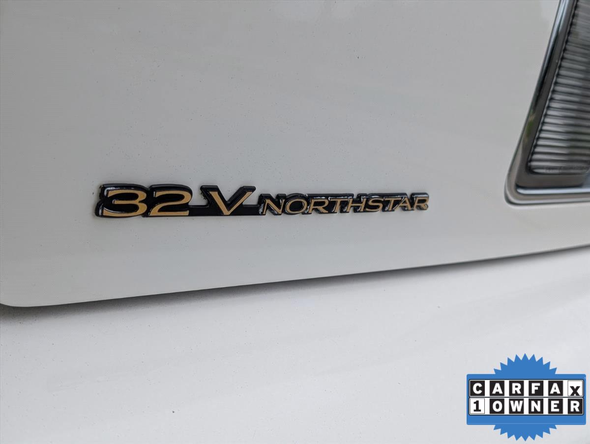 1999 Cadillac DeVille 30