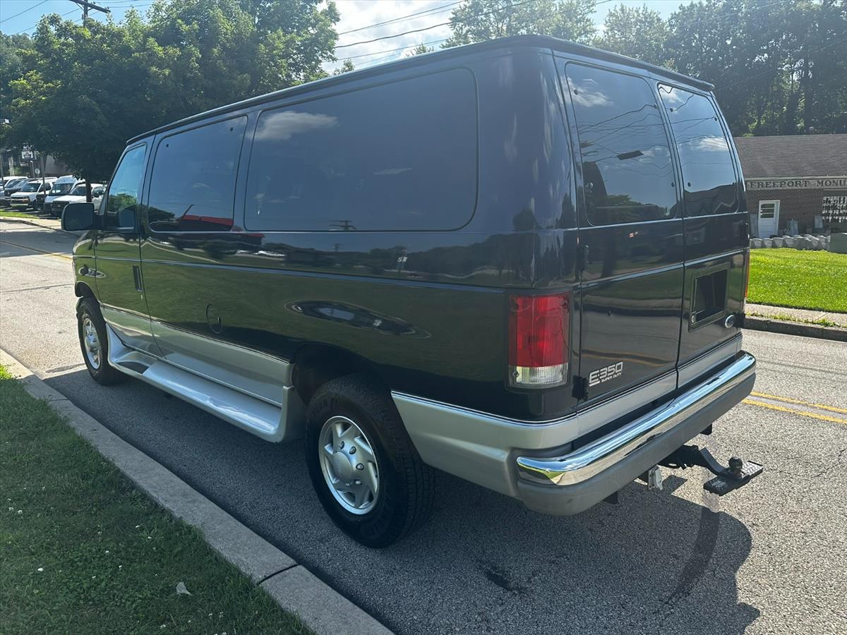 1999 Ford E-350 4