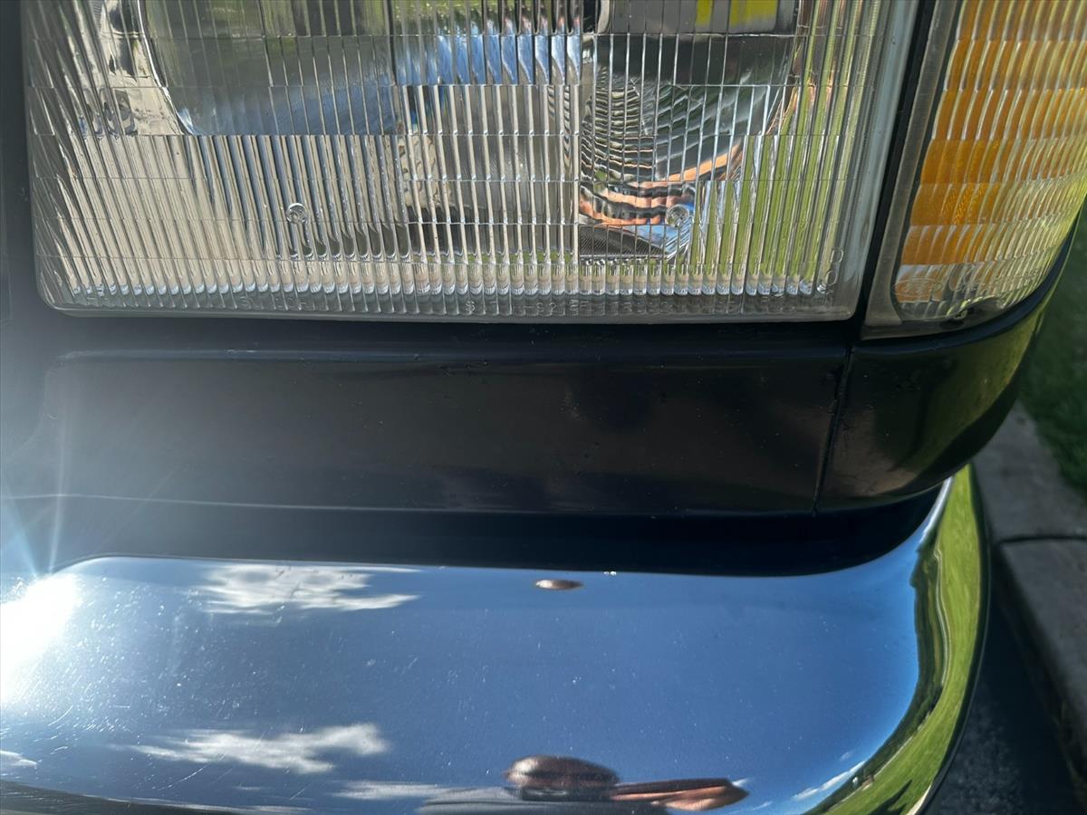 1999 Ford E-350 71
