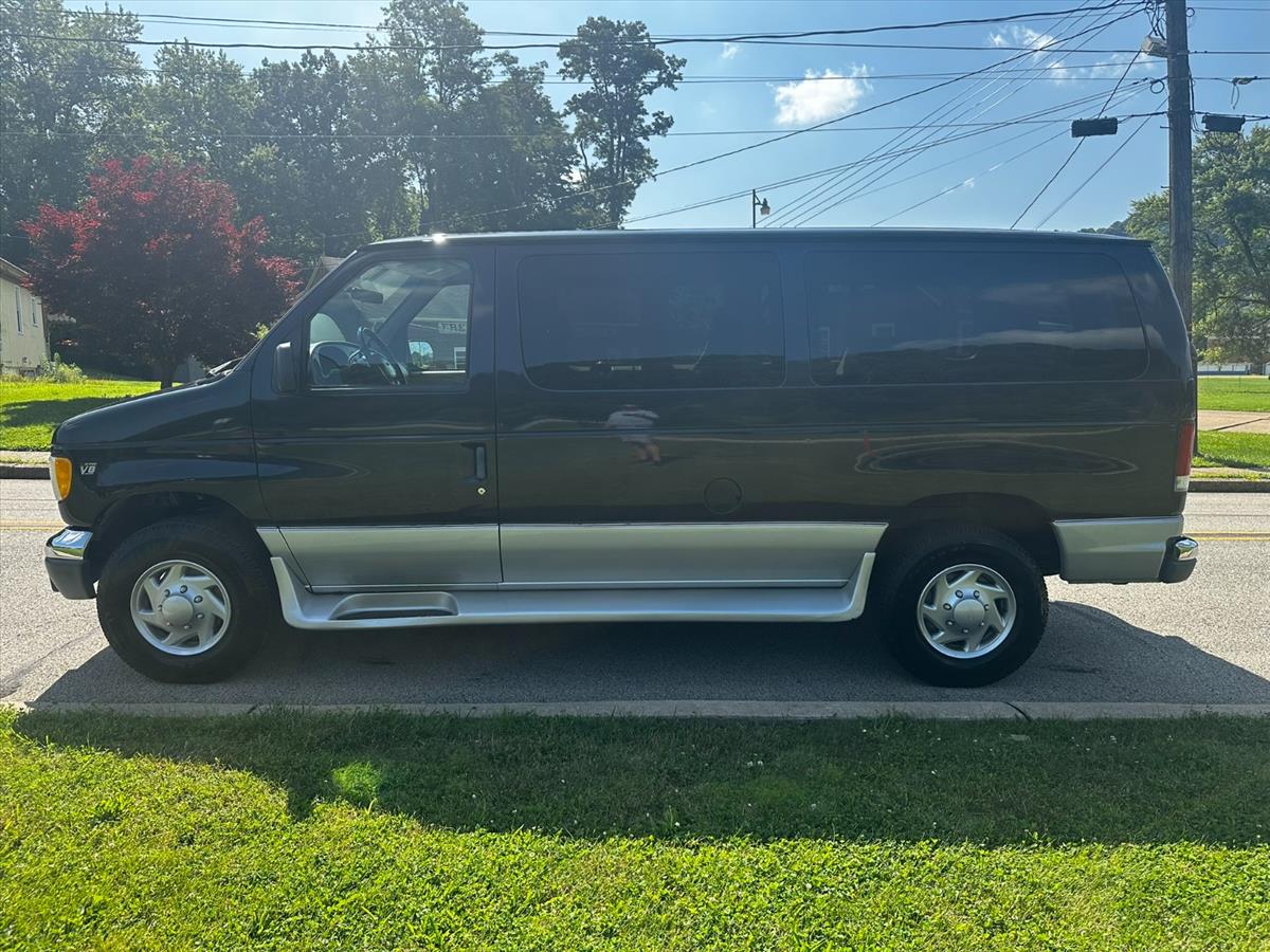 1999 Ford E-350 7