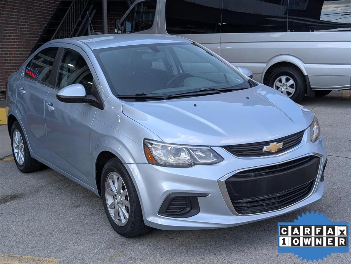 2017 Chevrolet Sonic 11