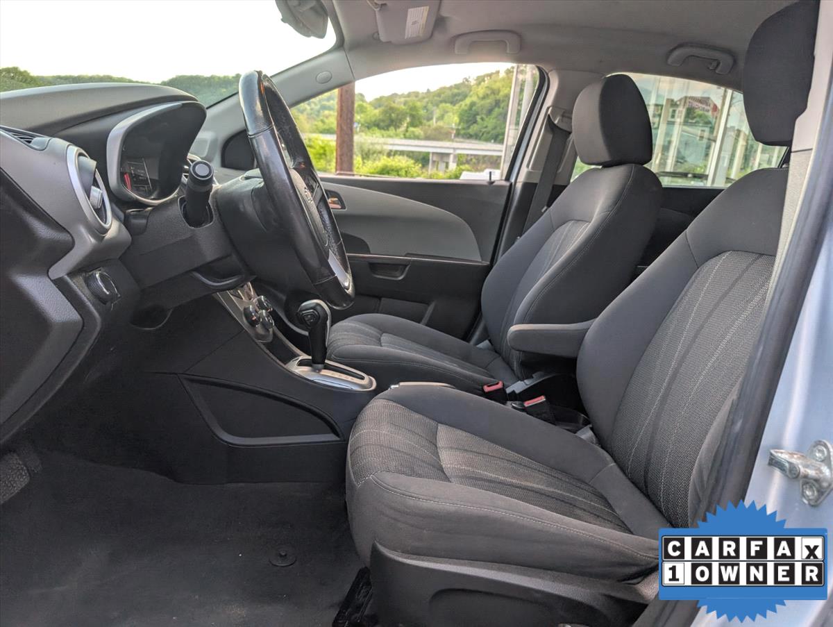 2017 Chevrolet Sonic 16