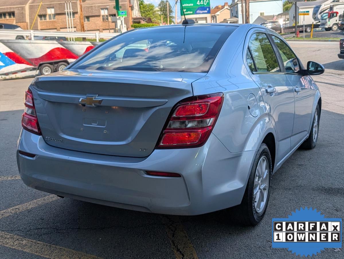 2017 Chevrolet Sonic 8