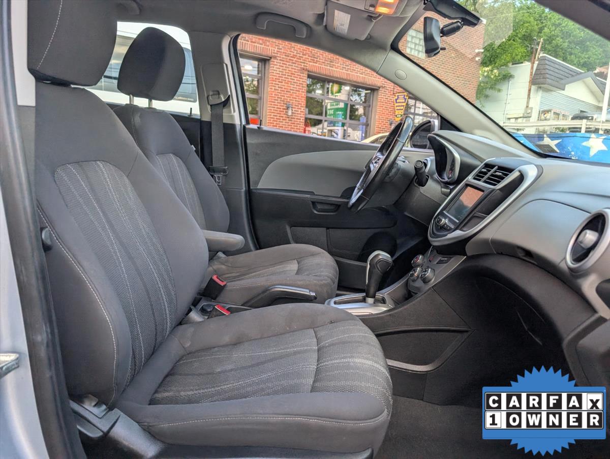 2017 Chevrolet Sonic 35