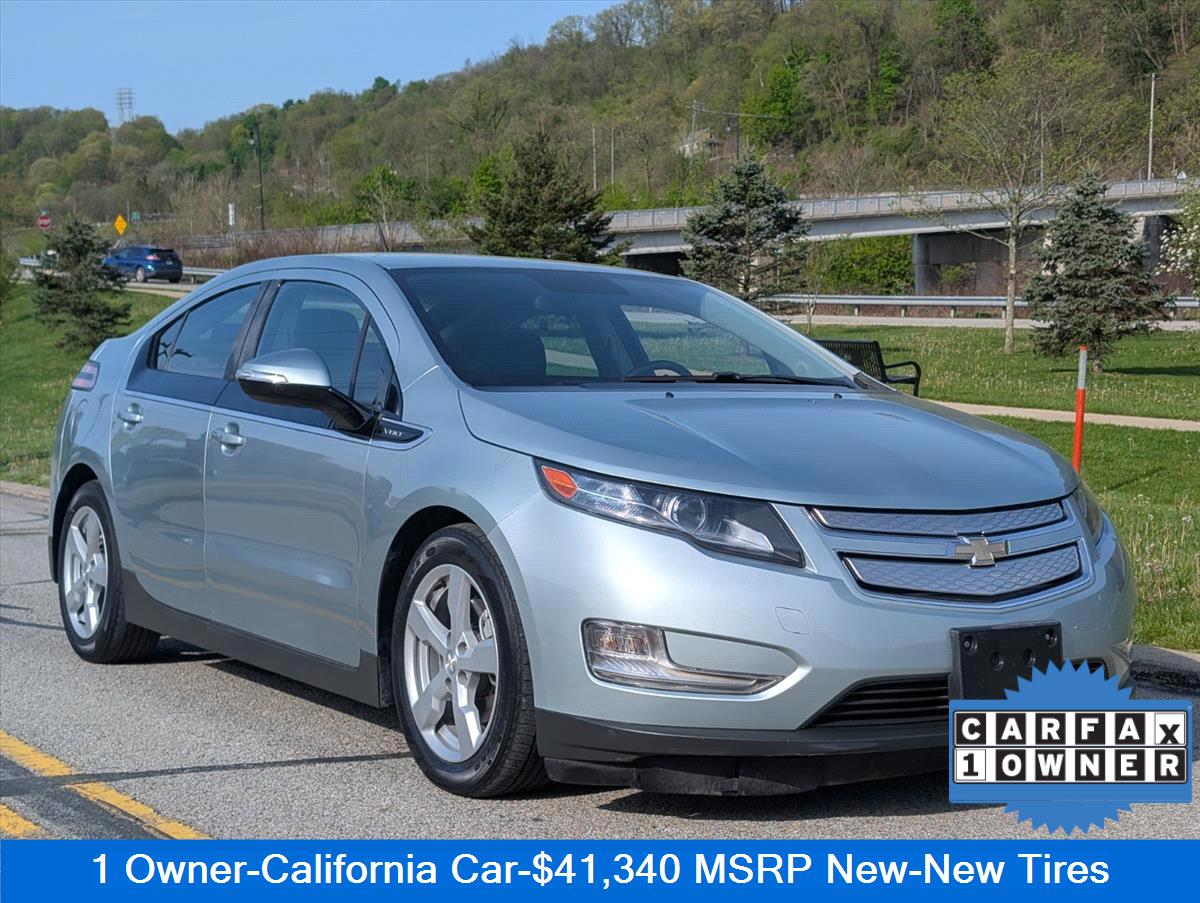 2013 Chevrolet Volt 1