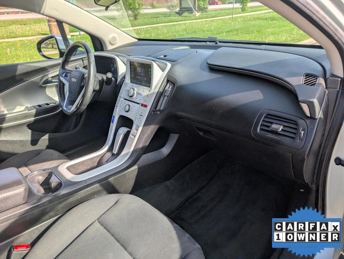 2013 Chevrolet Volt 44
