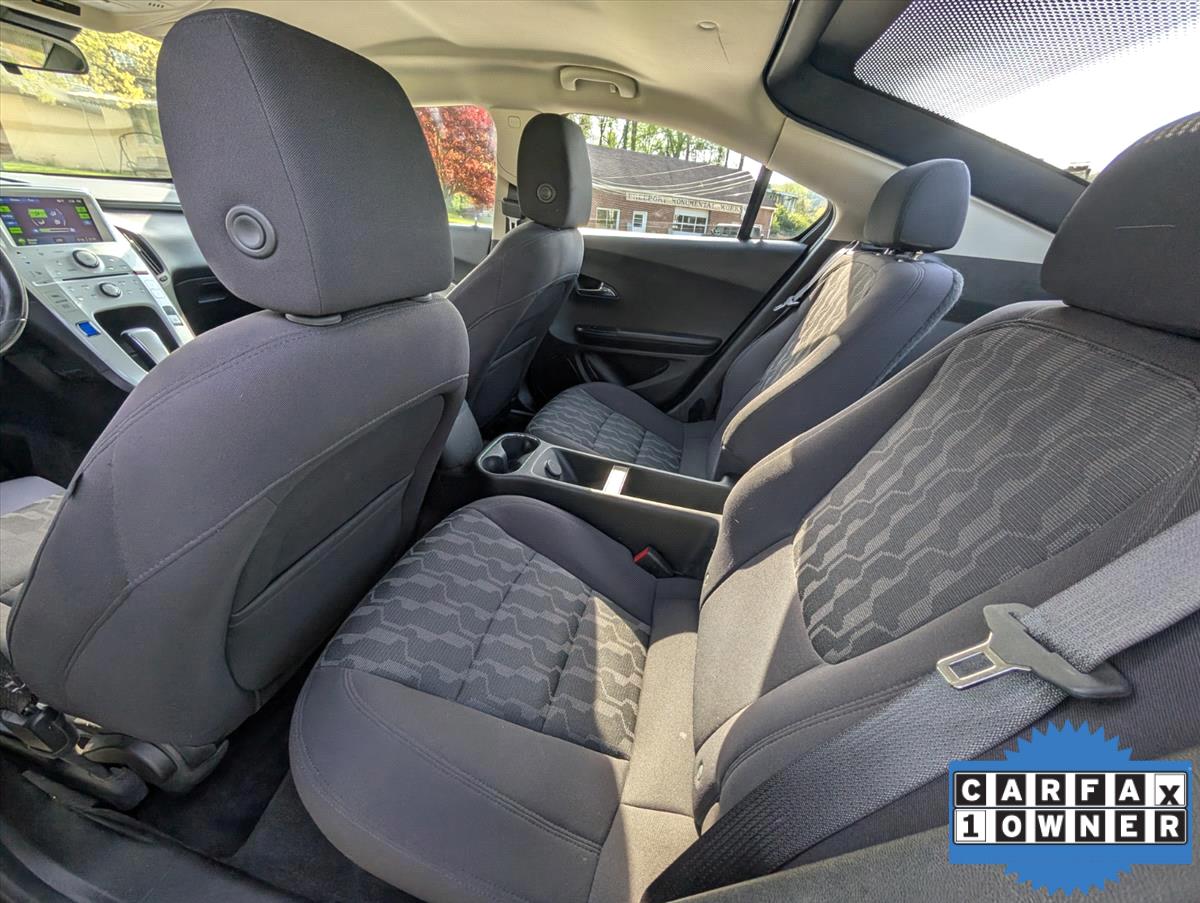 2013 Chevrolet Volt 37