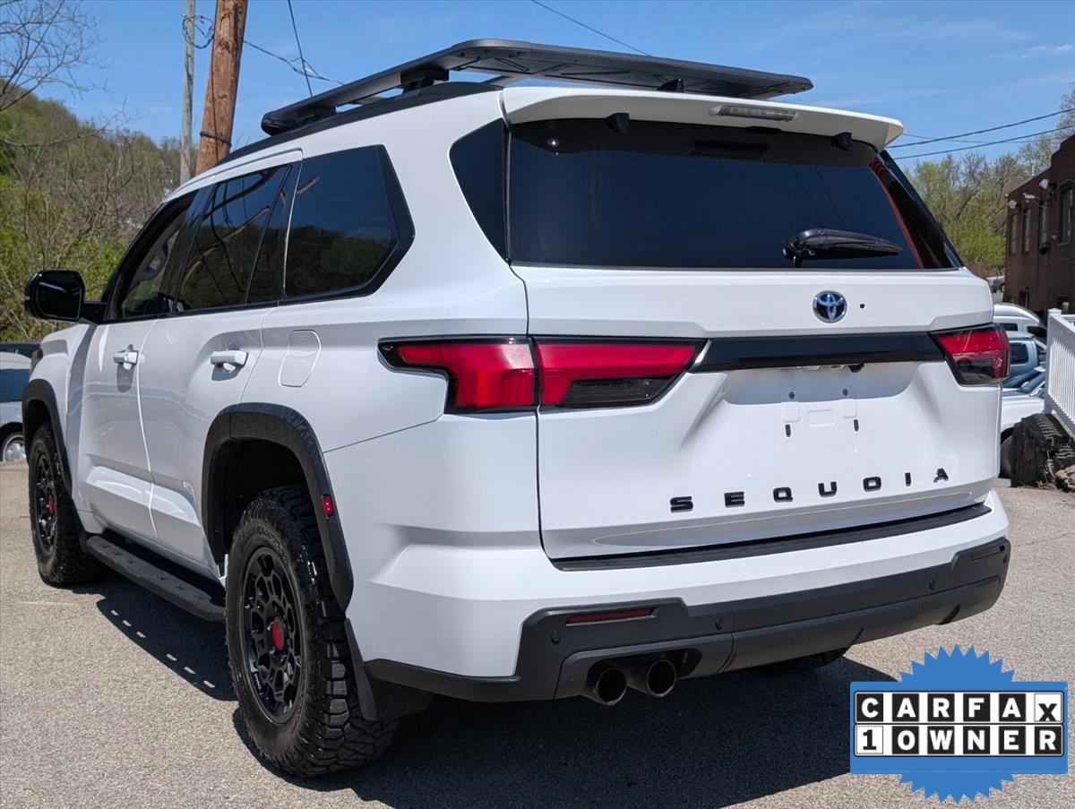 2023 Toyota Sequoia 9