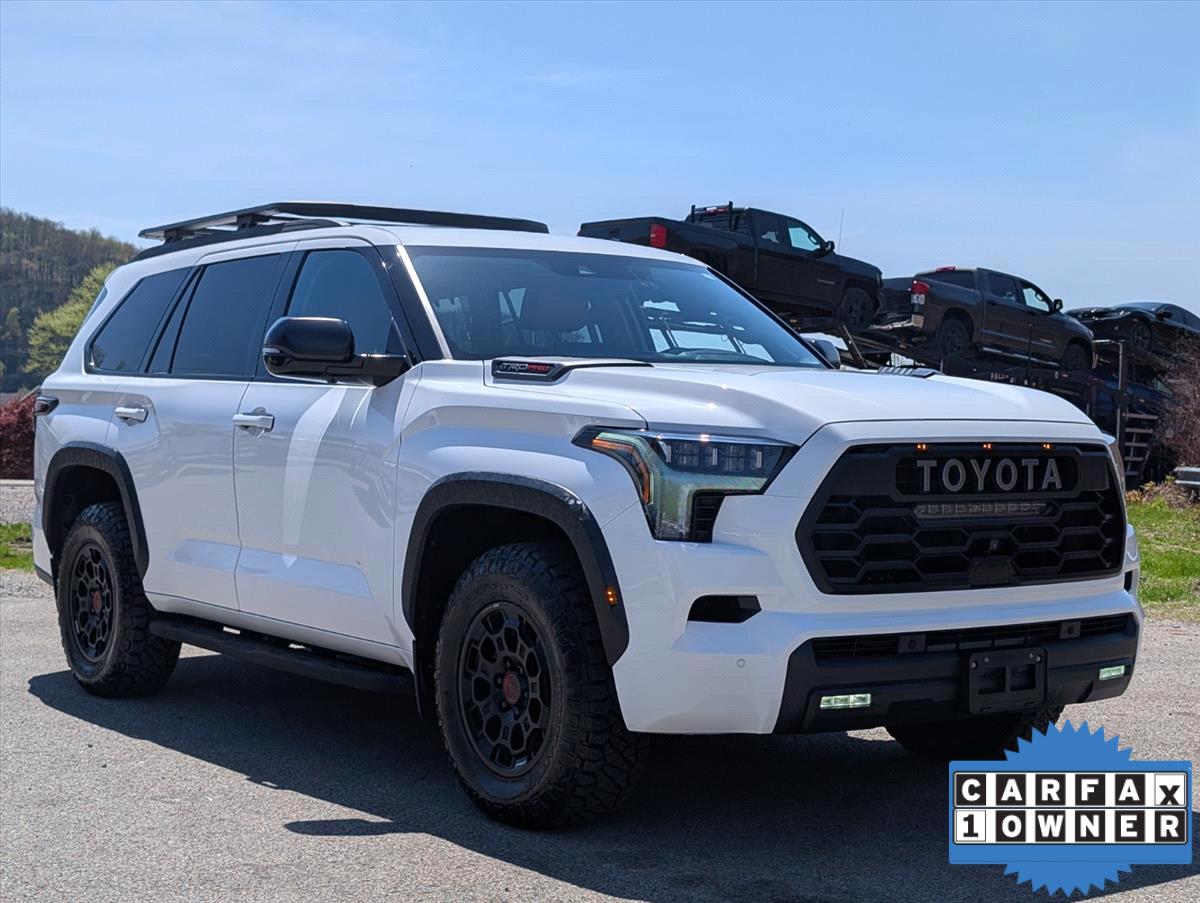 2023 Toyota Sequoia 2
