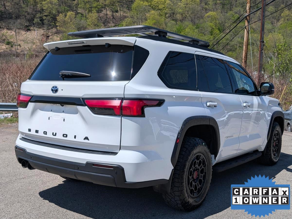 2023 Toyota Sequoia 7