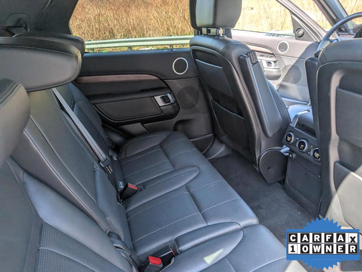 2019 Land Rover Discovery 35