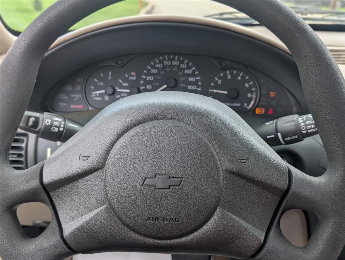 2004 Chevrolet Cavalier 43