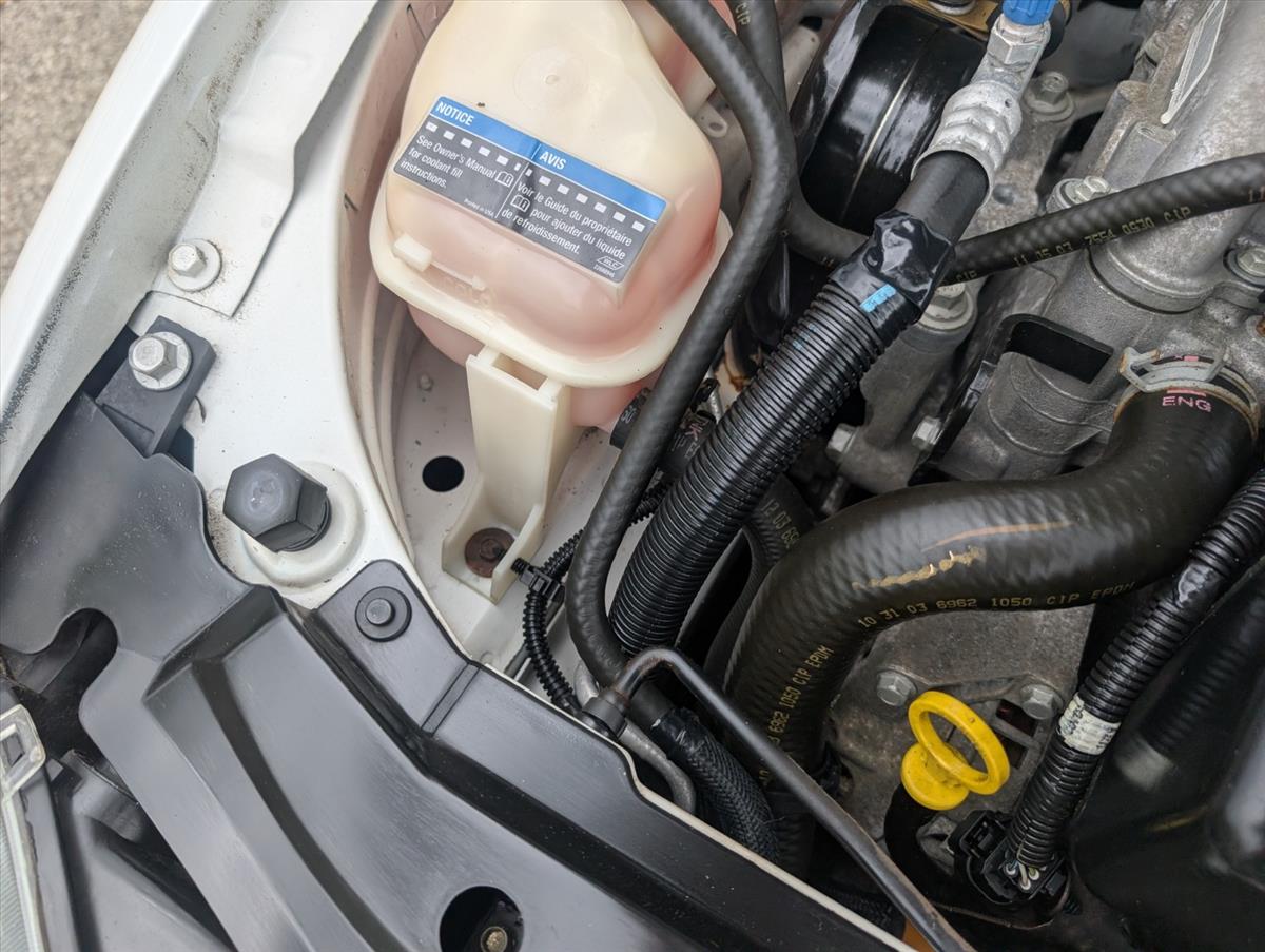 2004 Chevrolet Cavalier 81