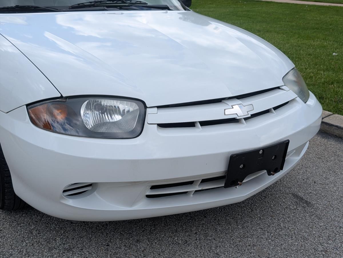 2004 Chevrolet Cavalier 11