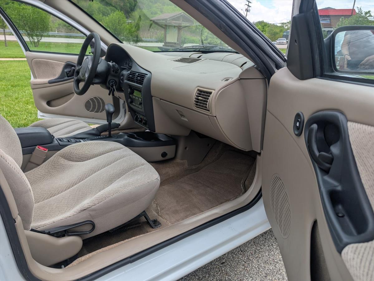 2004 Chevrolet Cavalier 63